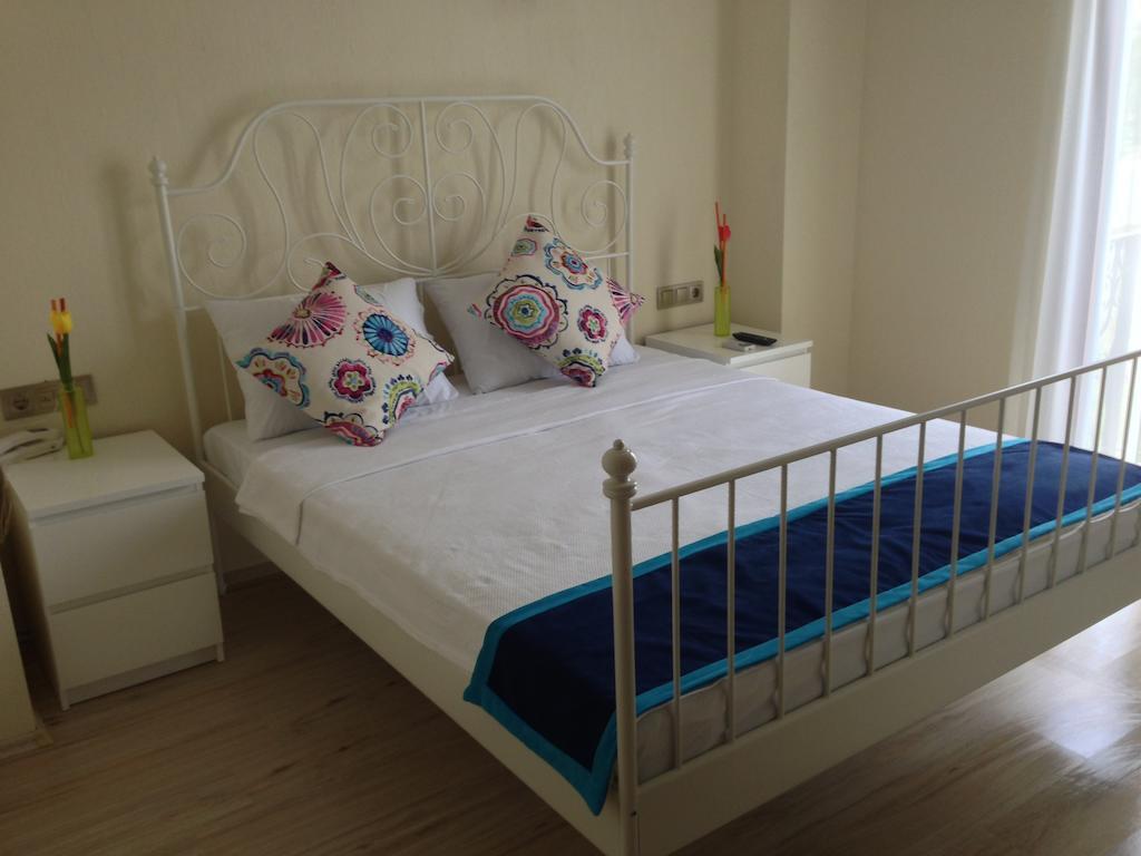 Ender Hotel (Adults Only) Аявали Стая снимка